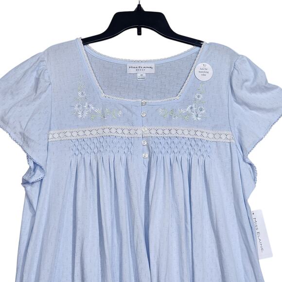 Miss Elaine Short Nightgown Embroidery Pintuck Detail Light Blue Size 2X - Picture 3 of 8
